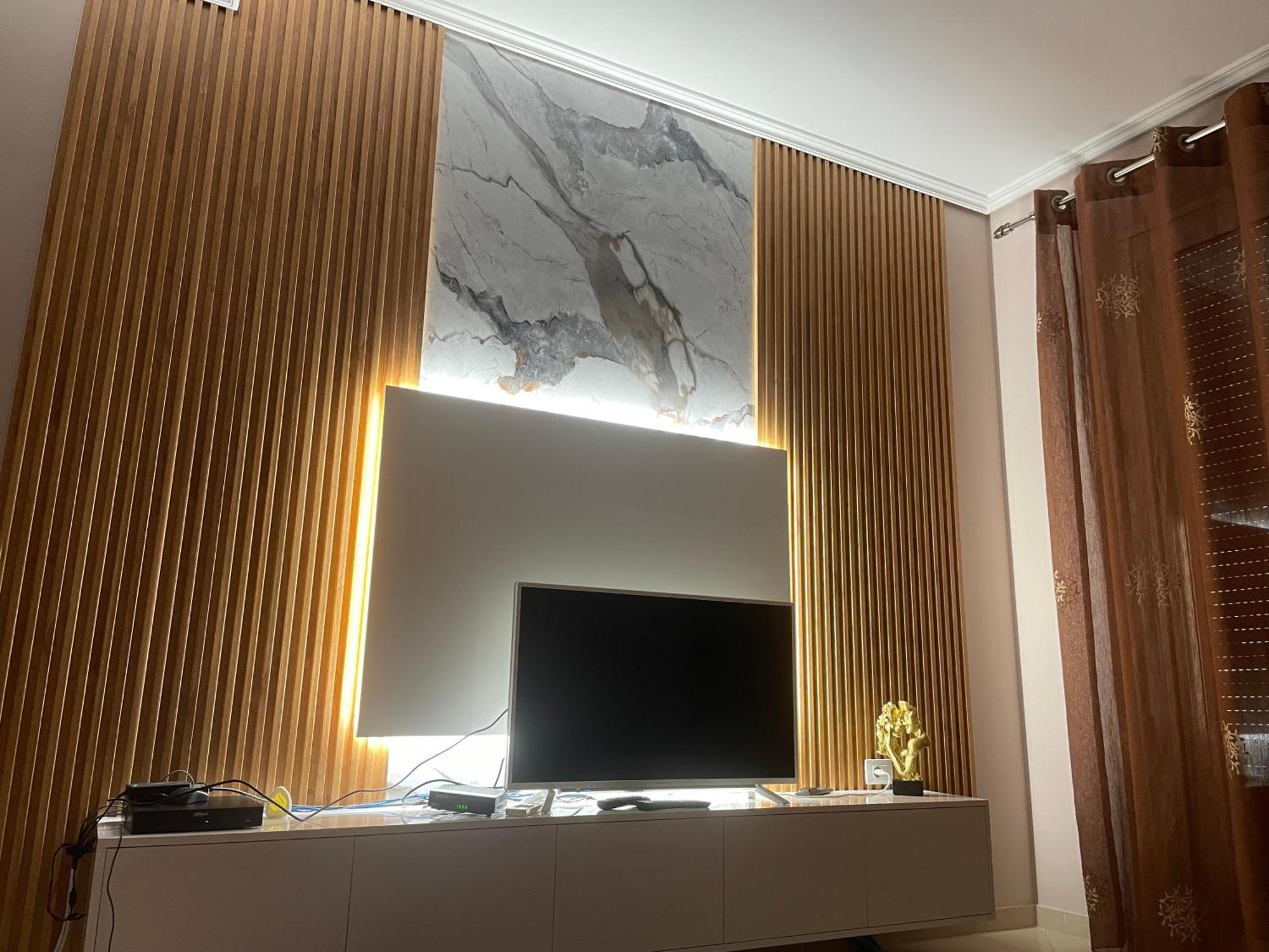 5 Star Apartment Vlore Bagian luar foto